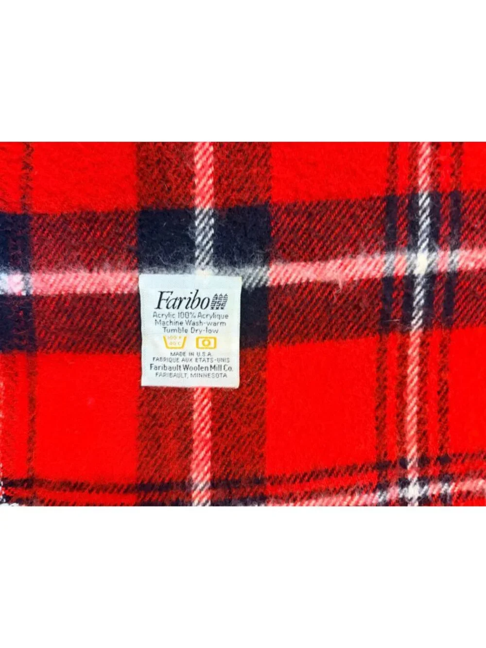 Vintage 1970s Faribo Red & Black Plaid Acrylic Throw Blanket With Fringe - Made